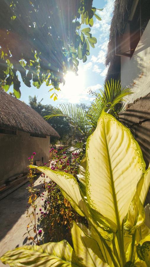 A Pousada Kitesurf Tofo House Exterior foto